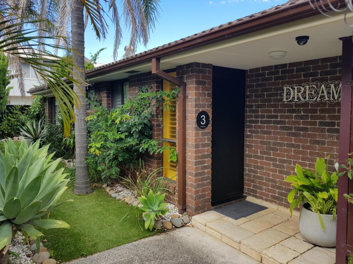 Beachside Villa Ettalong Beach Exterior foto