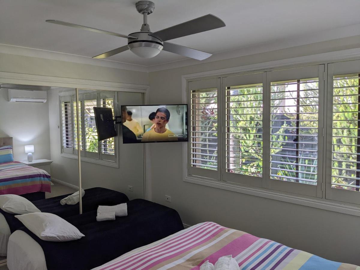 Beachside Villa Ettalong Beach Exterior foto